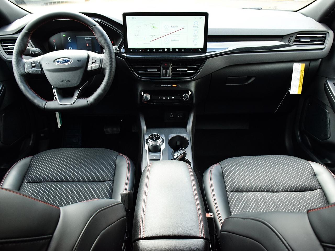 2025 Ford Escape ST-Line AWD Photo