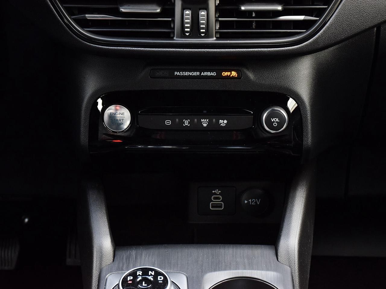 2025 Ford Escape ST-Line AWD Photo