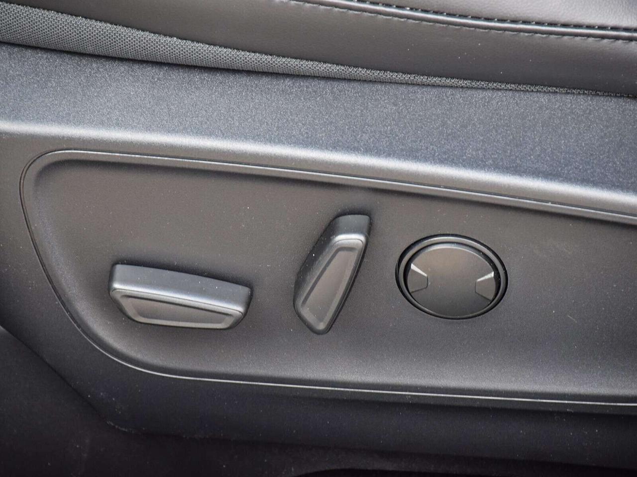 2025 Ford Escape ST-Line Photo