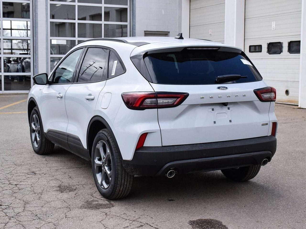 2025 Ford Escape ST-Line Photo