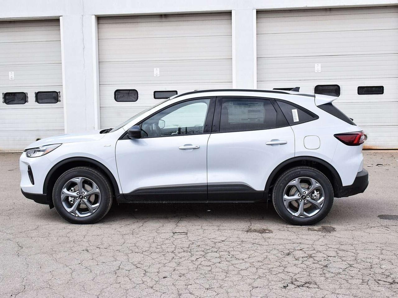 2025 Ford Escape ST-Line Photo
