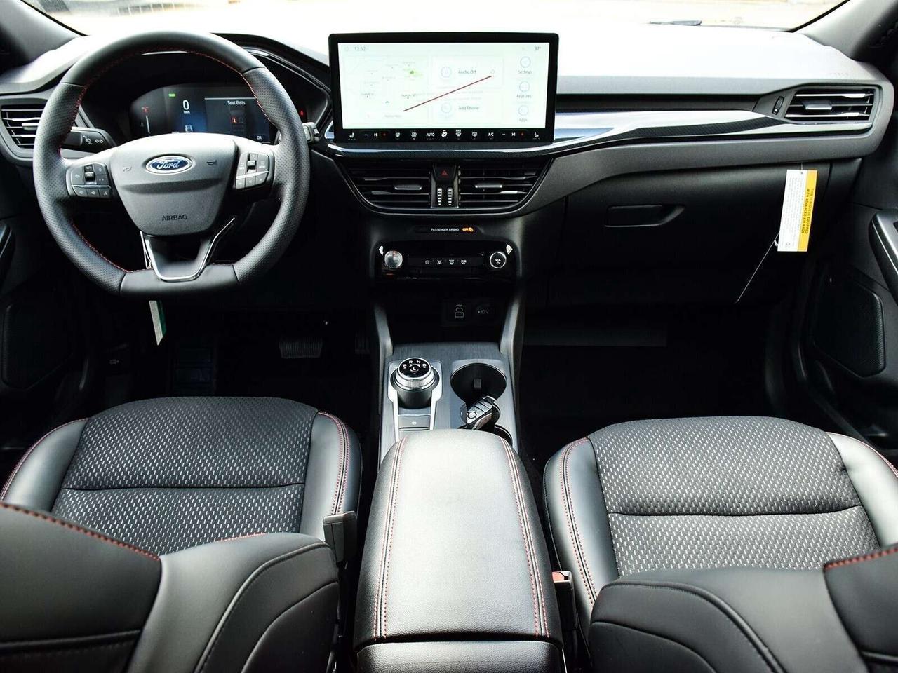 2025 Ford Escape ST-Line Photo