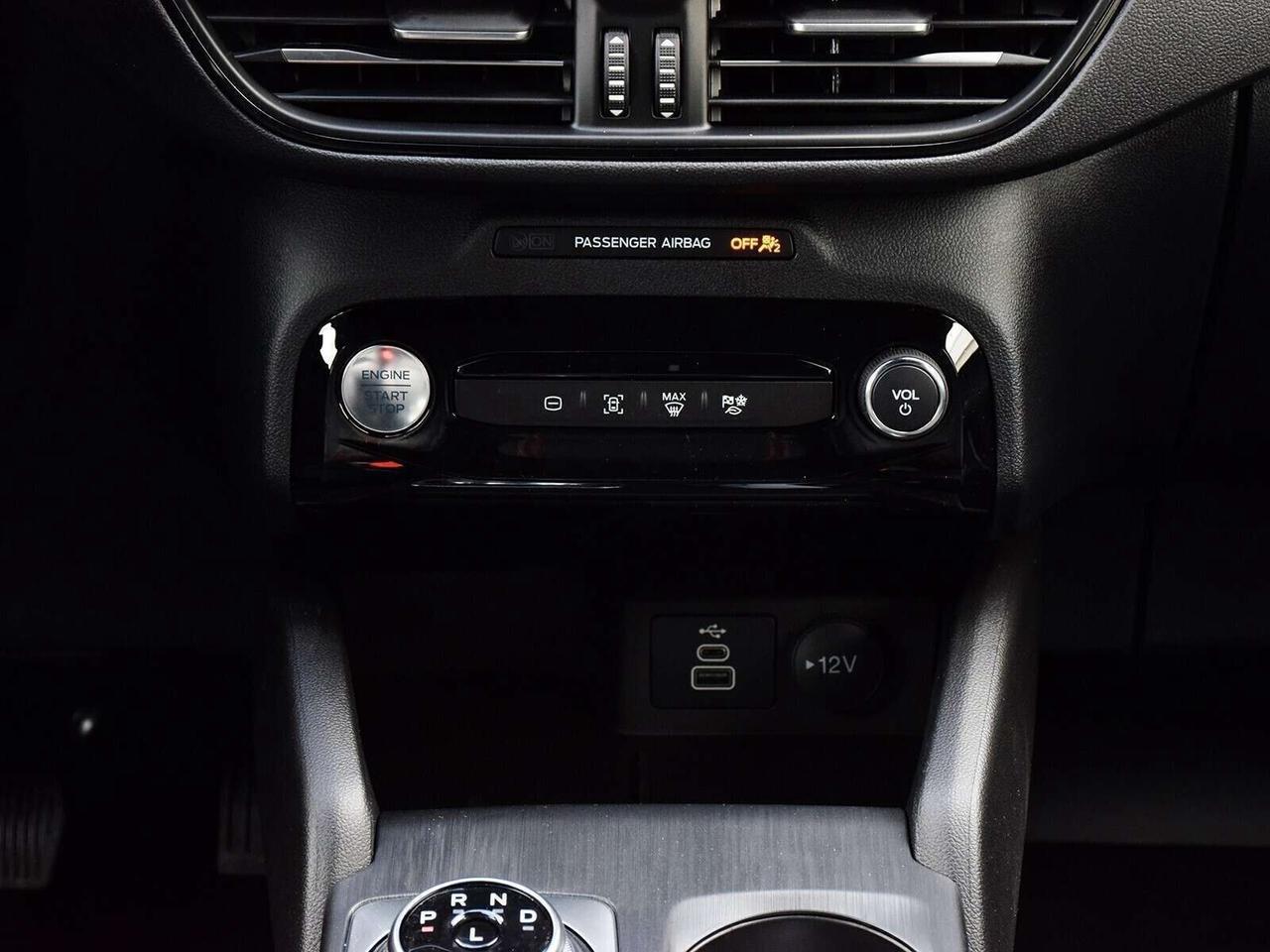 2025 Ford Escape ST-Line Photo