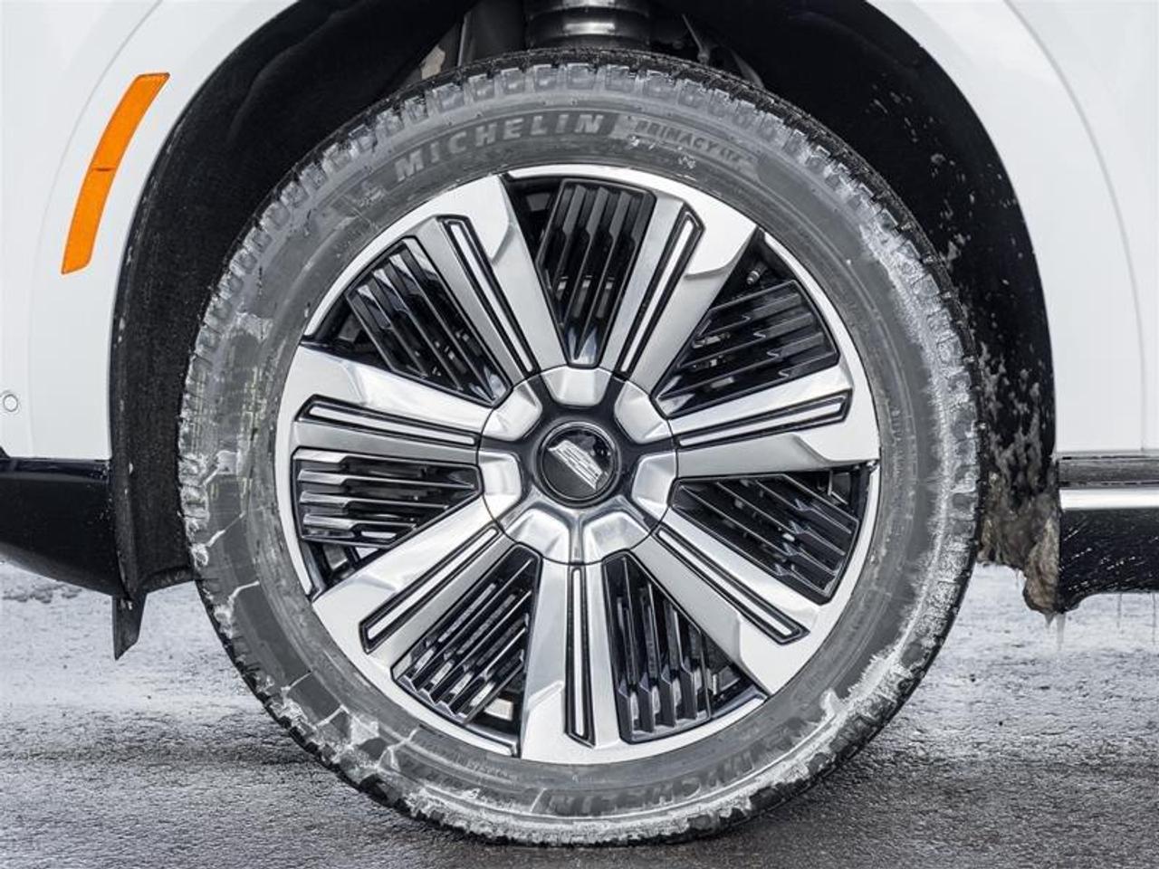 2026 Cadillac Escalade IQ Luxury 4dr All-Wheel Drive Photo3
