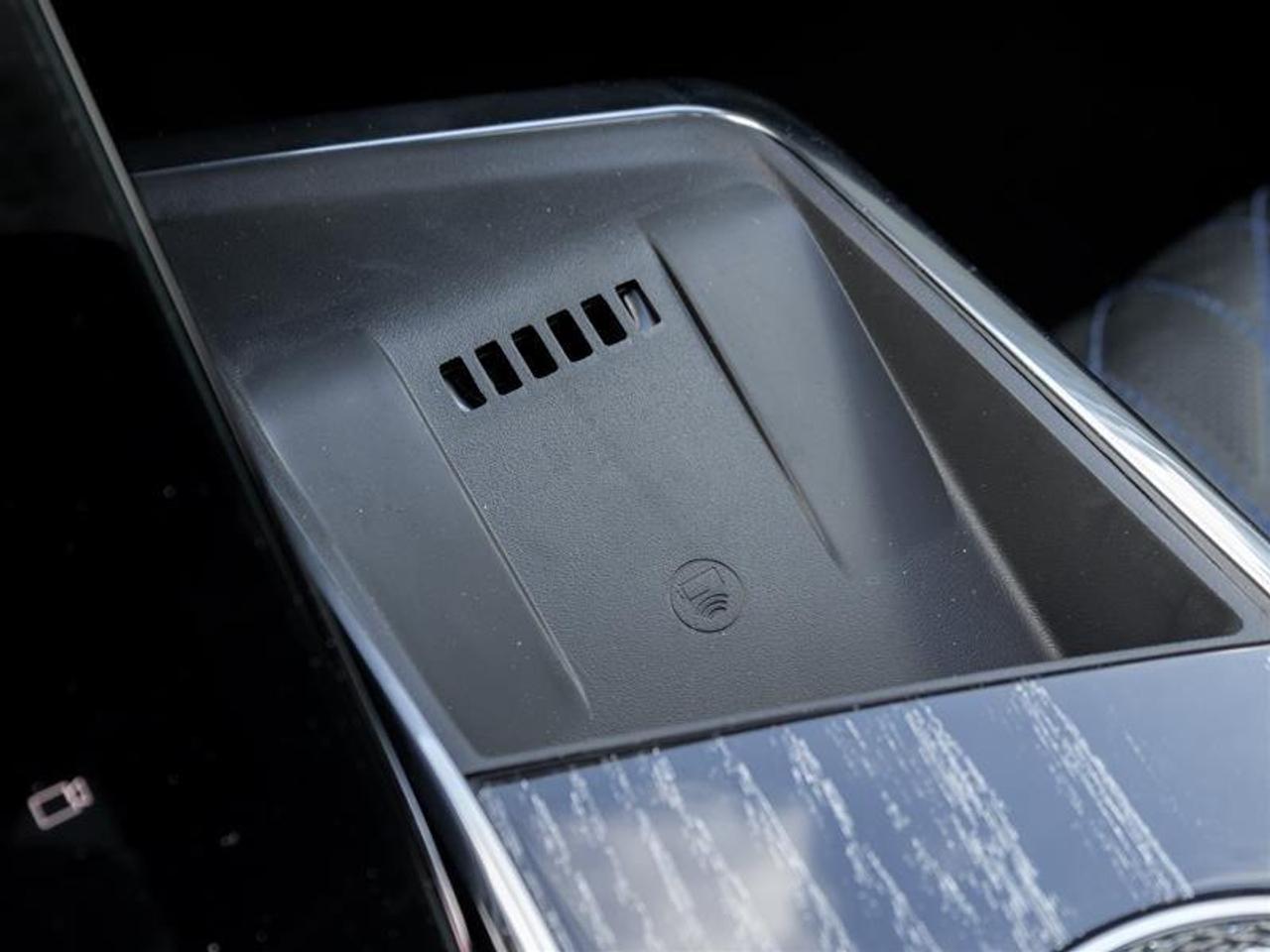 2026 Cadillac Escalade IQ Luxury 4dr All-Wheel Drive Photo