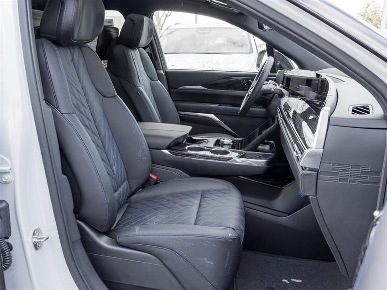 2026 Cadillac Escalade IQ Luxury 4dr All-Wheel Drive Photo