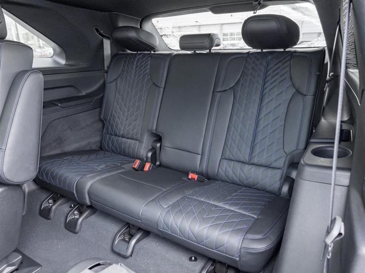 2026 Cadillac Escalade IQ Luxury 4dr All-Wheel Drive Photo