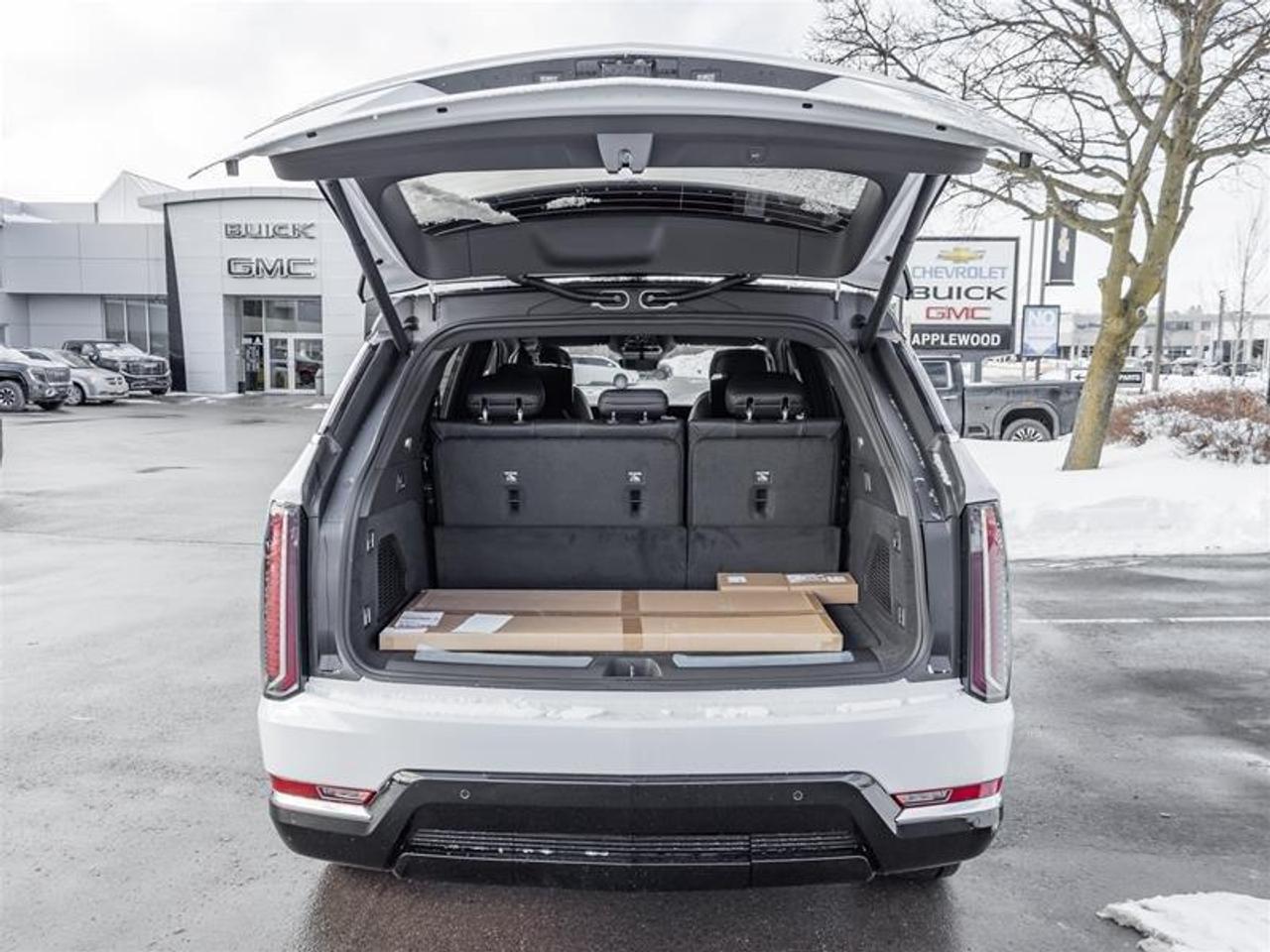 2026 Cadillac Escalade IQ Luxury 4dr All-Wheel Drive Photo