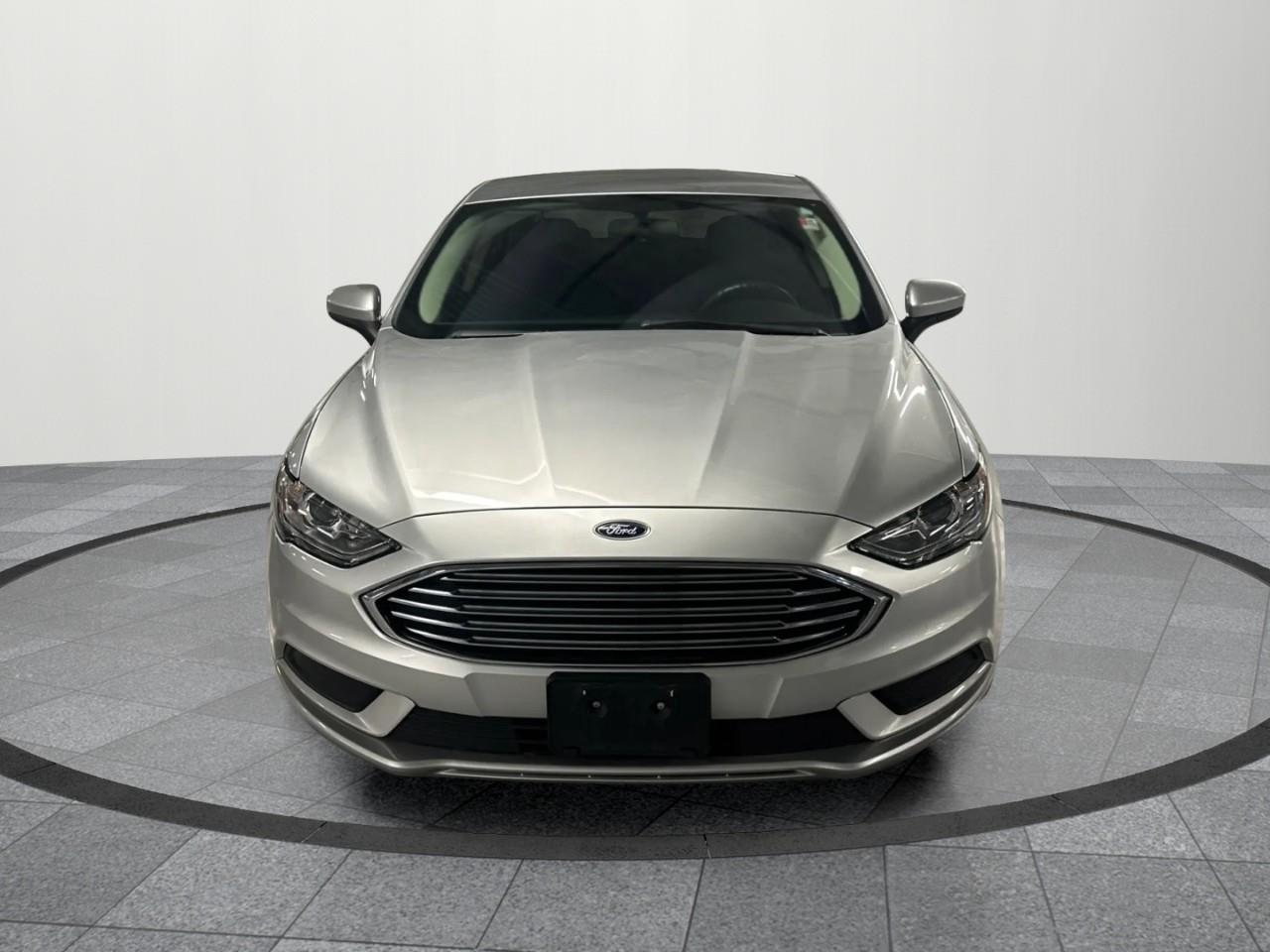 2018 Ford Fusion SE 4dr Front-wheel Drive Sedan Photo
