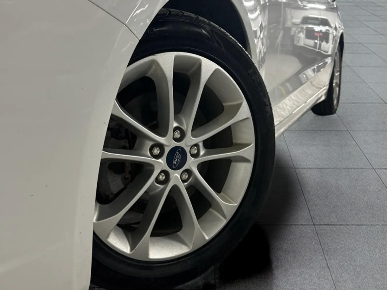 2020 Ford Fusion Hybrid SEL 4dr Front-Wheel Drive Sedan Photo