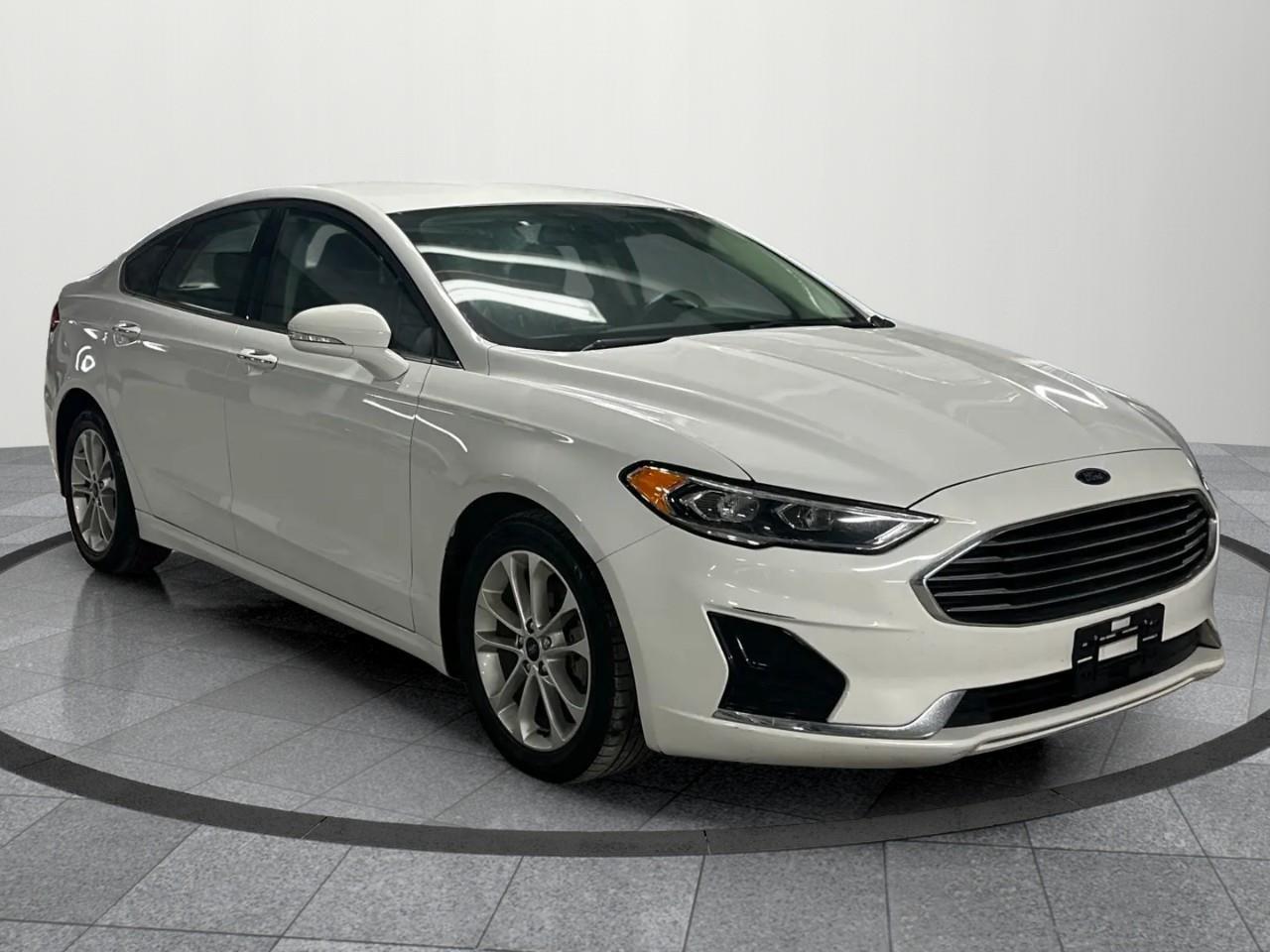 2020 Ford Fusion Hybrid SEL 4dr Front-Wheel Drive Sedan Photo