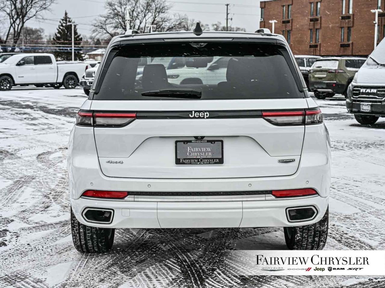 2024 Jeep Grand Cherokee Summit PANO ROOF   HEADS UP   19 SPEAKER MCINTOSH Photo4