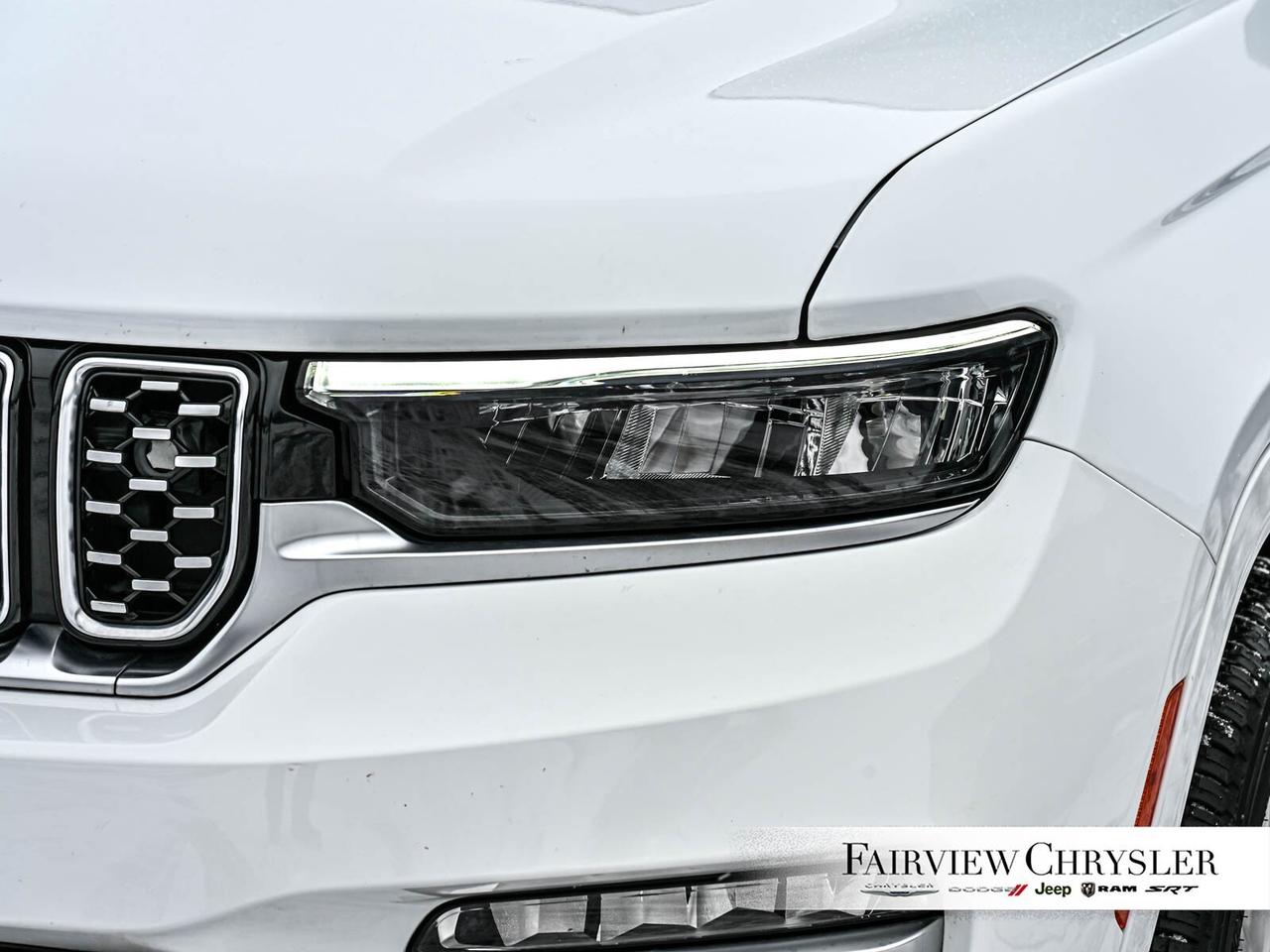 2024 Jeep Grand Cherokee Summit PANO ROOF   HEADS UP   19 SPEAKER MCINTOSH Photo