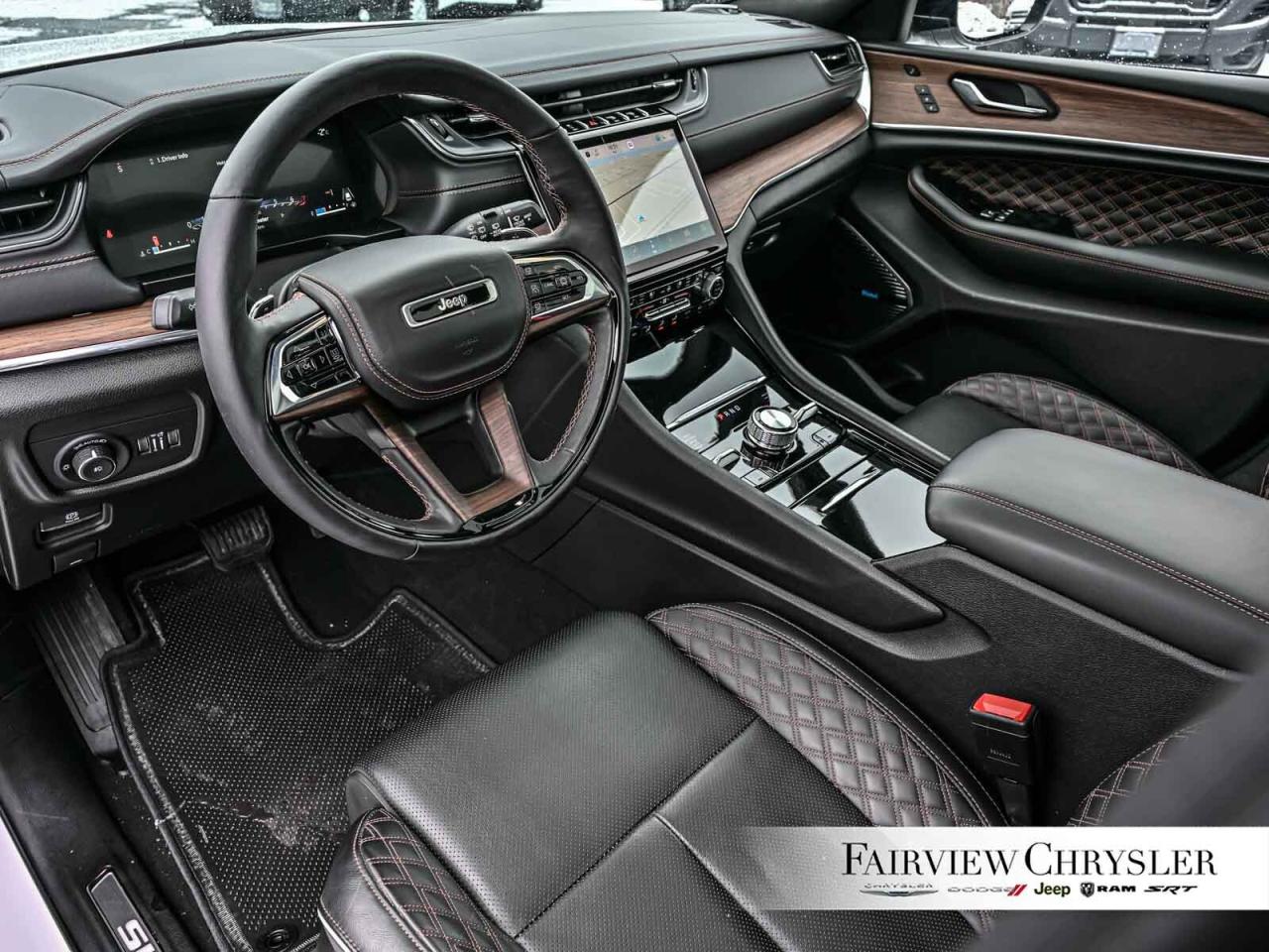 2024 Jeep Grand Cherokee Summit PANO ROOF   HEADS UP   19 SPEAKER MCINTOSH Photo