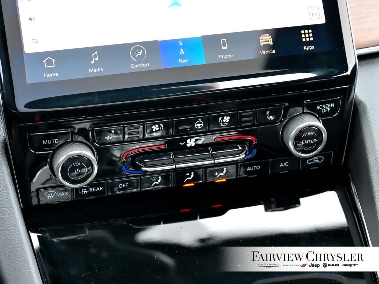 2024 Jeep Grand Cherokee Summit PANO ROOF   HEADS UP   19 SPEAKER MCINTOSH Photo