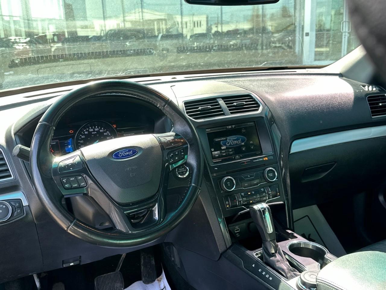 2016 Ford Explorer XLT 4DR 4X4 Photo