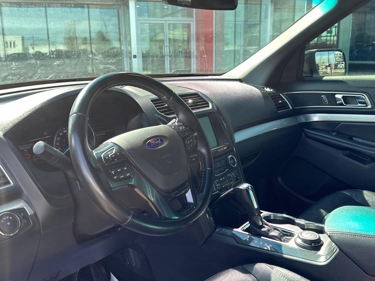 2016 Ford Explorer XLT 4DR 4X4 Photo
