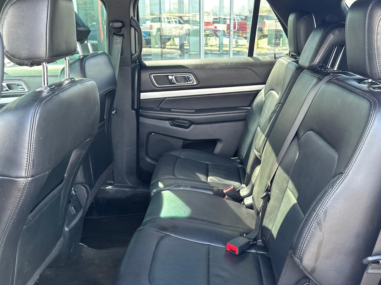 2016 Ford Explorer XLT 4DR 4X4 Photo