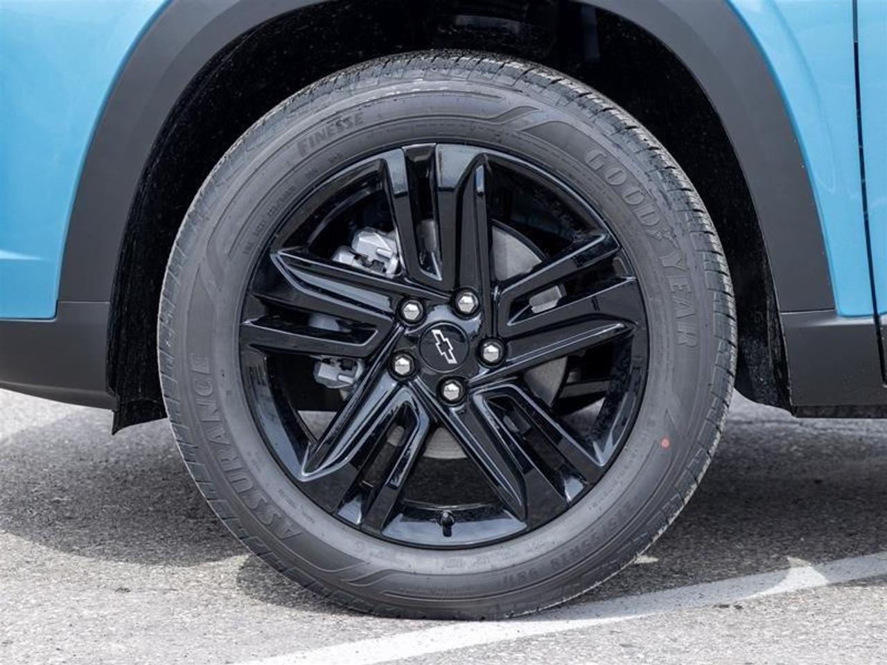 2026 Chevrolet Trax ACTIV 4dr Front-Wheel Drive Photo3