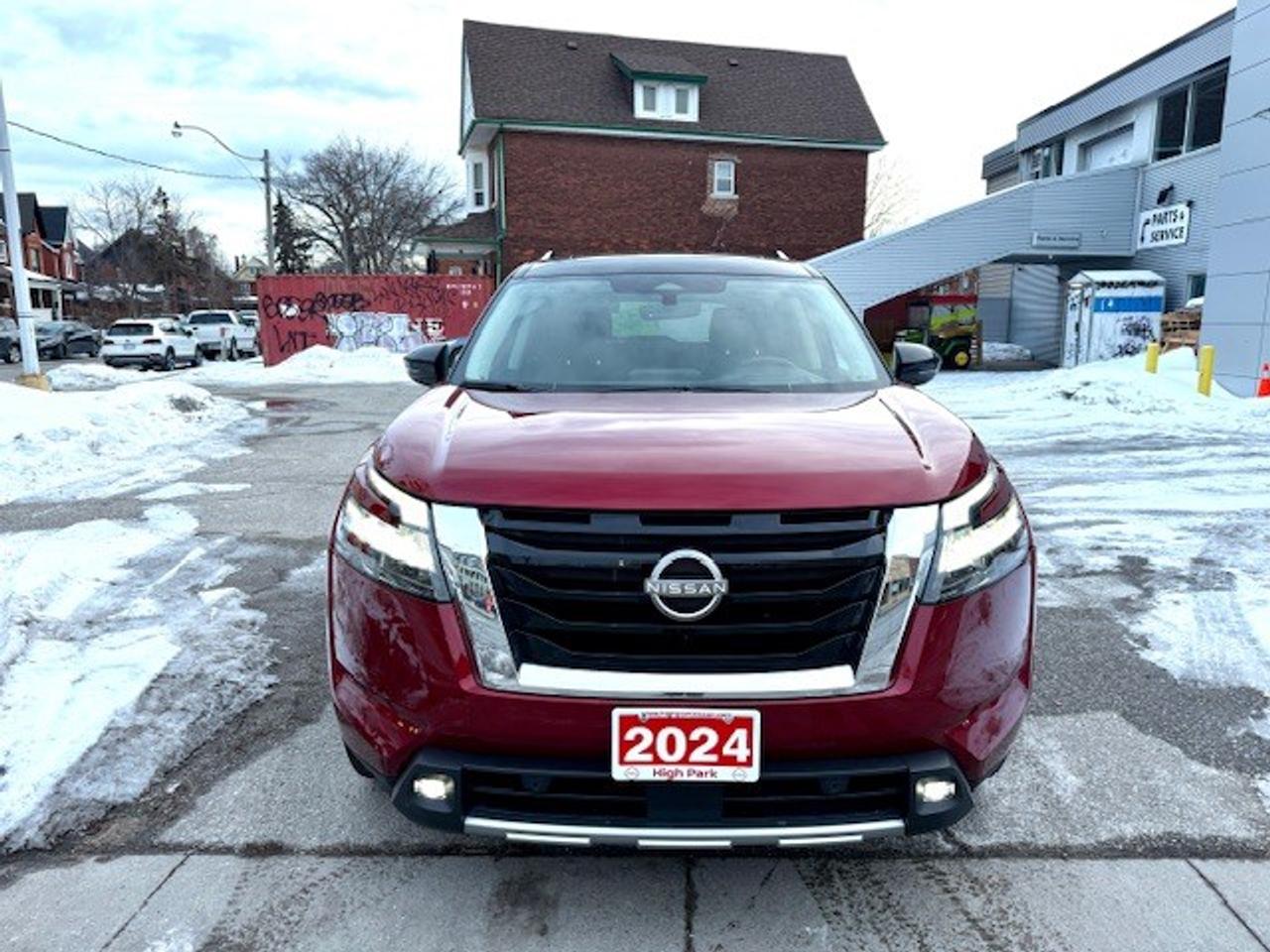 2024 Nissan Pathfinder PLATINUM, HUD, DIGITAL DASH, BOSE, PRO-PILOT, XM Photo