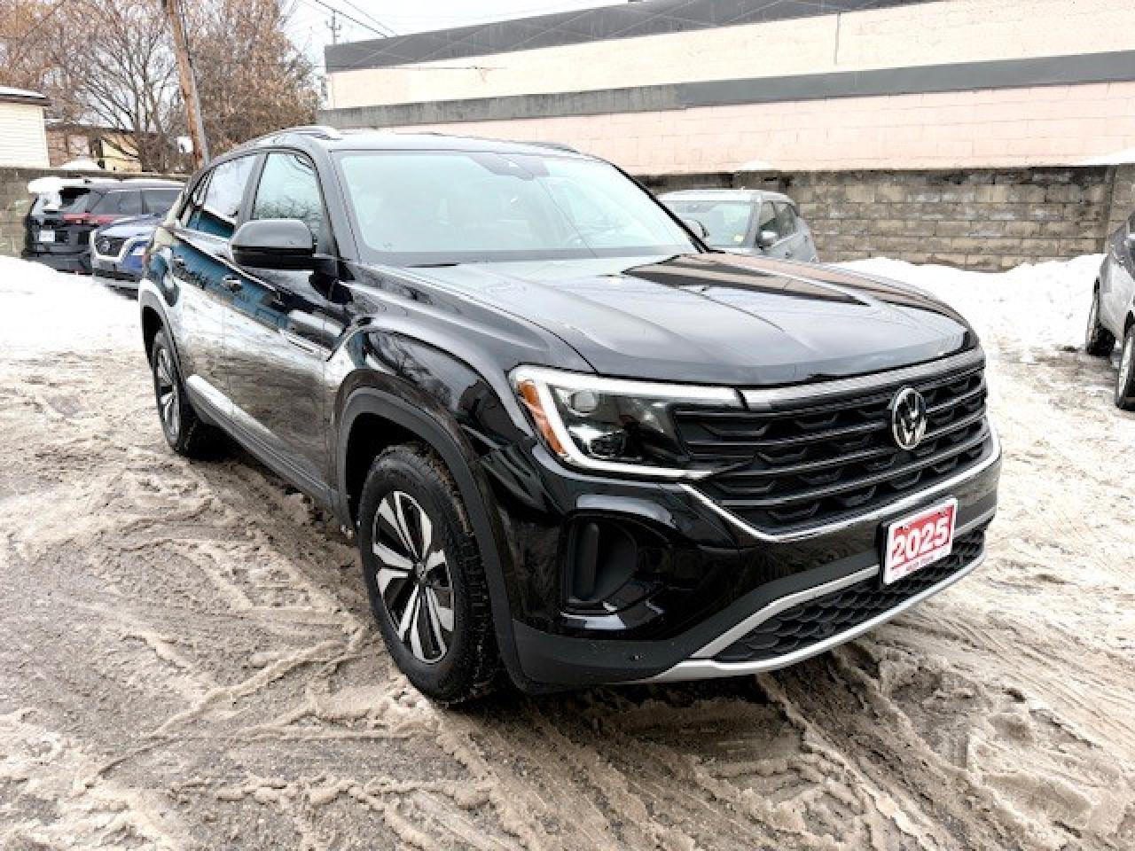 2025 Volkswagen Atlas Cross Sport Comfortline, TRAVEL ASSIST, APPLE CARPLAY, REMOTE Photo