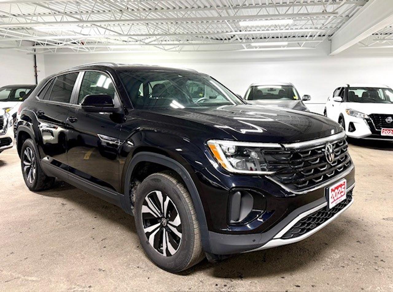 2025 Volkswagen Atlas Cross Sport Comfortline, TRAVEL ASSIST, APPLE CARPLAY, REMOTE Photo