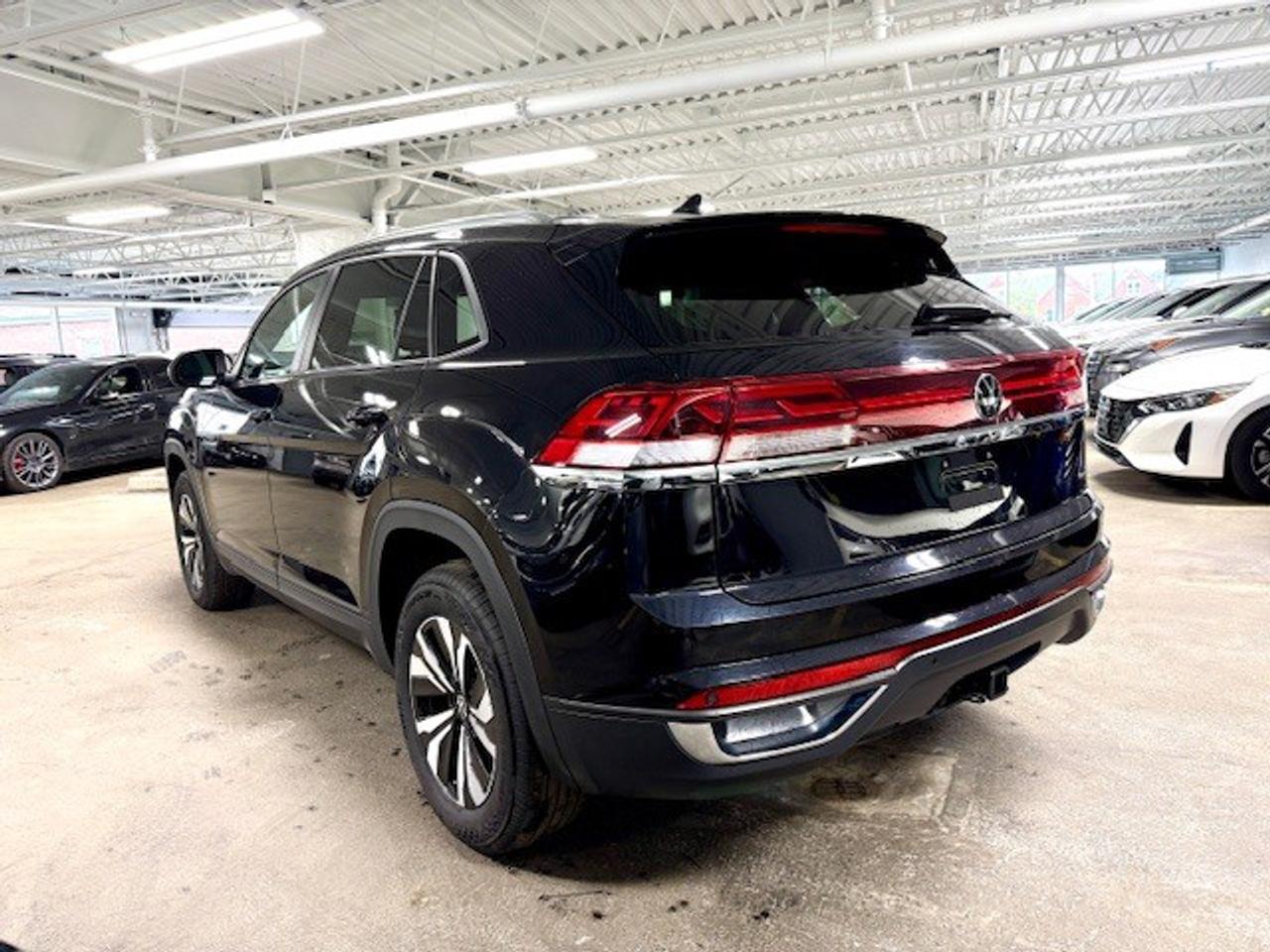2025 Volkswagen Atlas Cross Sport Comfortline, TRAVEL ASSIST, APPLE CARPLAY, REMOTE Photo