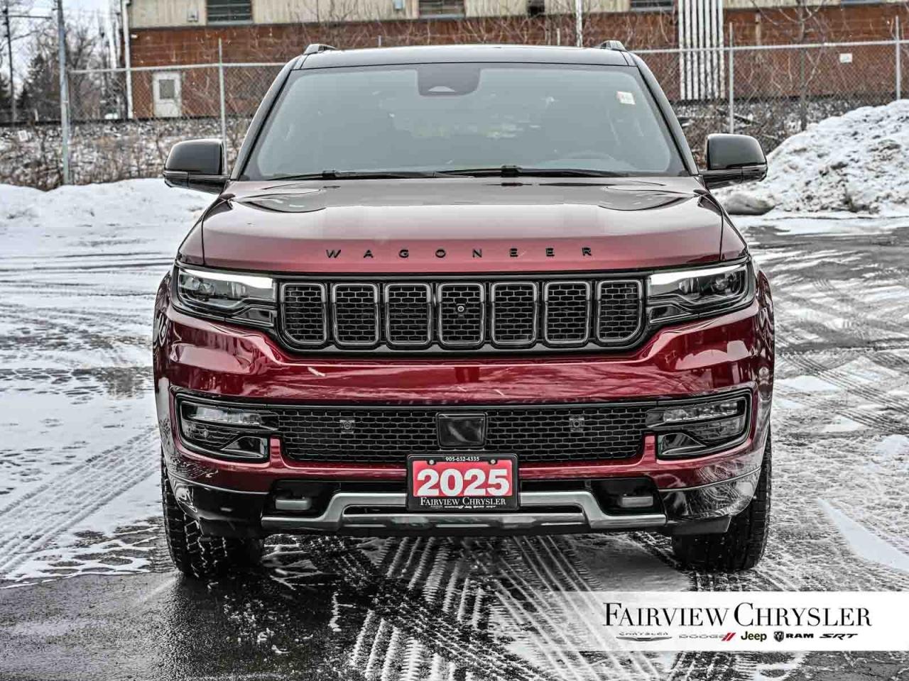 2025 Jeep Wagoneer Series II Carbide OVERLAND   PANO ROOF   LEATHER Photo
