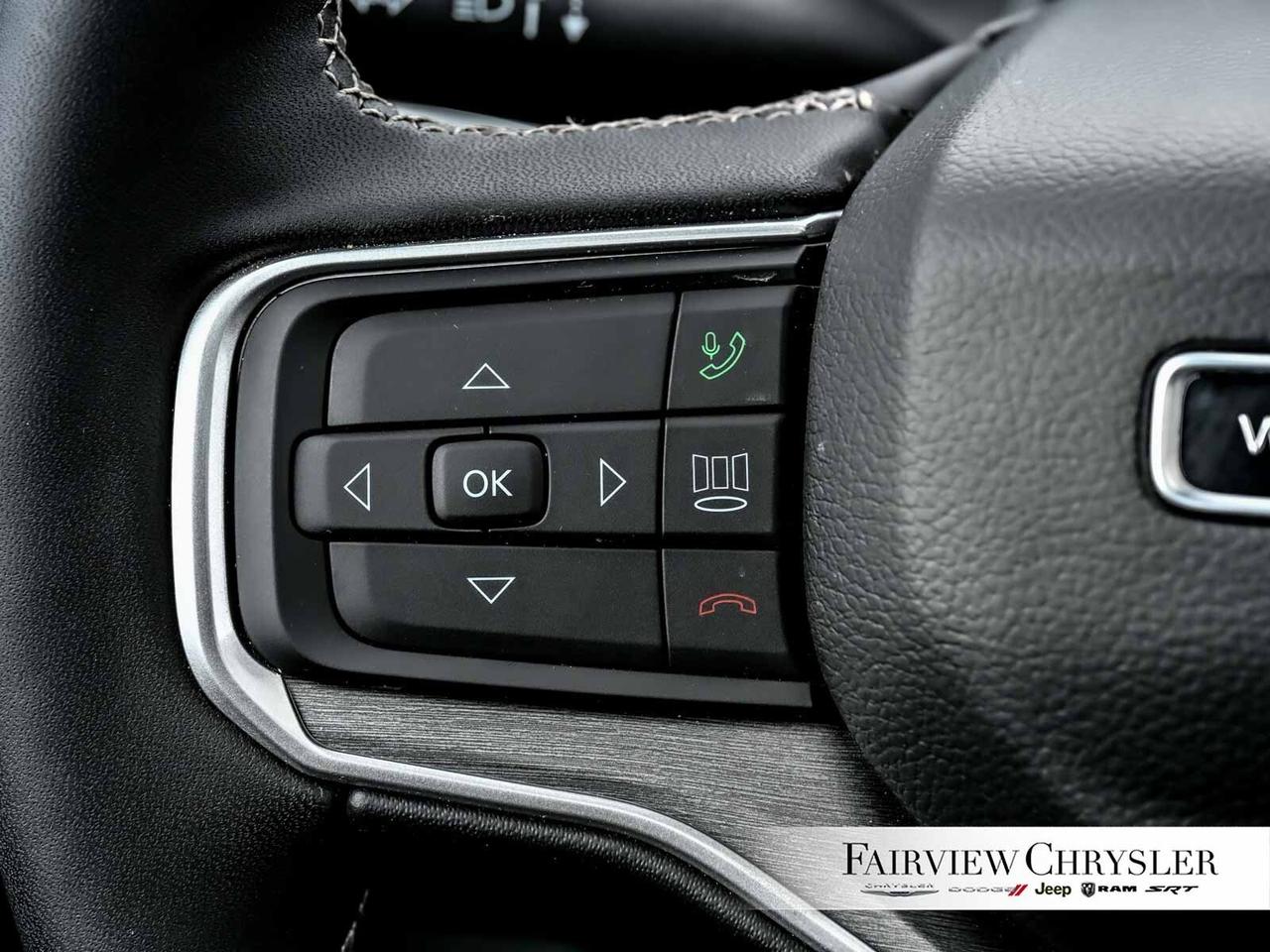 2025 Jeep Wagoneer Series II Carbide OVERLAND   PANO ROOF   LEATHER Photo