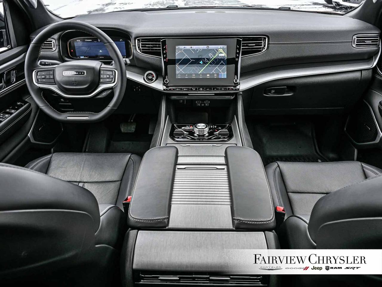 2025 Jeep Wagoneer Series II Carbide OVERLAND   PANO ROOF   LEATHER Photo