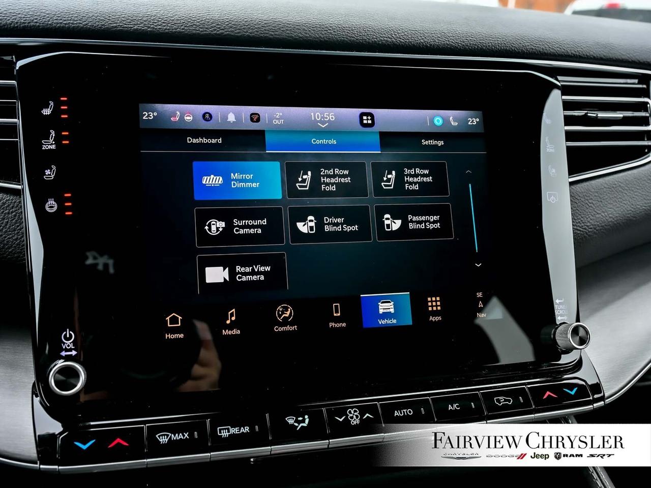 2025 Jeep Wagoneer Series II Carbide OVERLAND   PANO ROOF   LEATHER Photo