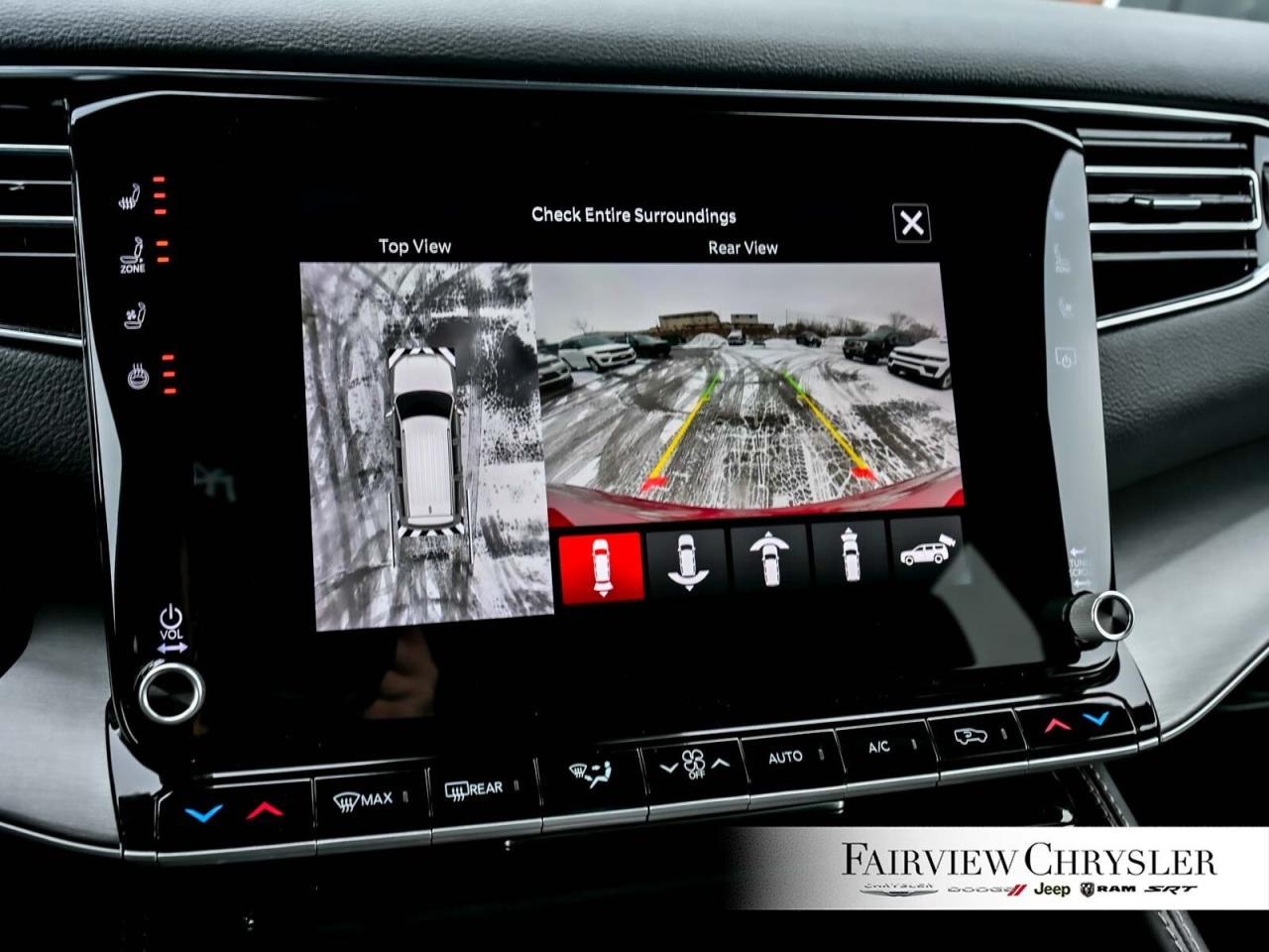 2025 Jeep Wagoneer Series II Carbide OVERLAND   PANO ROOF   LEATHER Photo