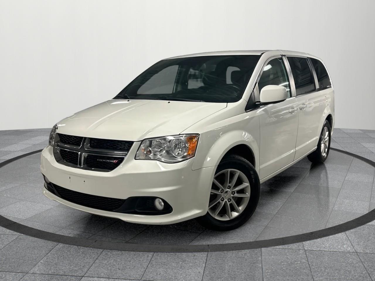 2019 Dodge Grand Caravan CVP/SXT Passenger Van Photo0