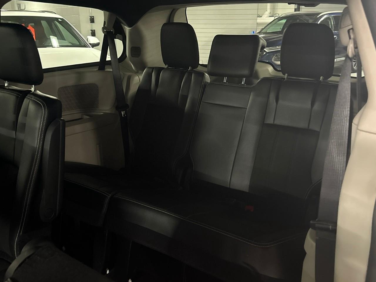 2019 Dodge Grand Caravan CVP/SXT Passenger Van Photo