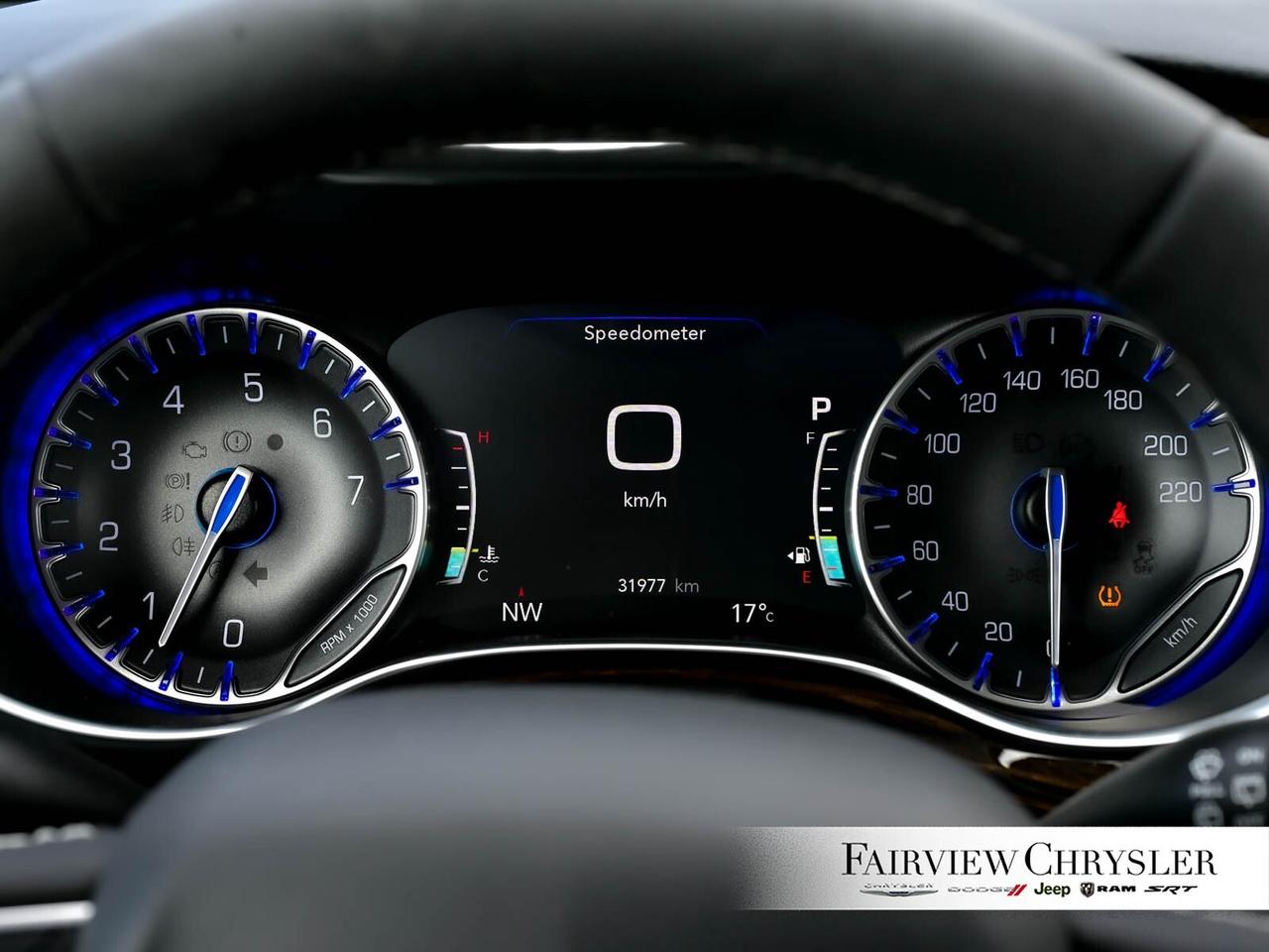 2024 Chrysler Pacifica Limited PANO ROOF   LEATHER   BLIND SPOT   ADAPTIV Photo