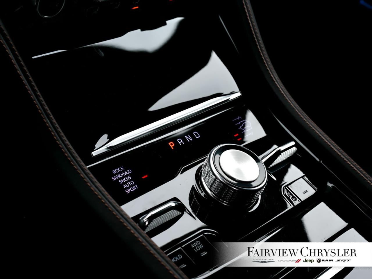 2022 Jeep Grand Cherokee Summit RESERVE   5.7 HEMI   HEADS UP DISPLAY   PAN Photo