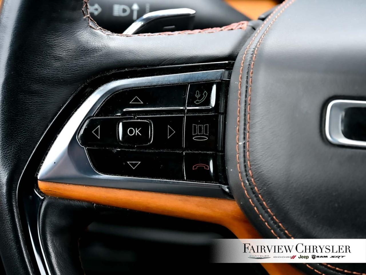 2022 Jeep Grand Cherokee Summit RESERVE   5.7 HEMI   HEADS UP DISPLAY   PAN Photo