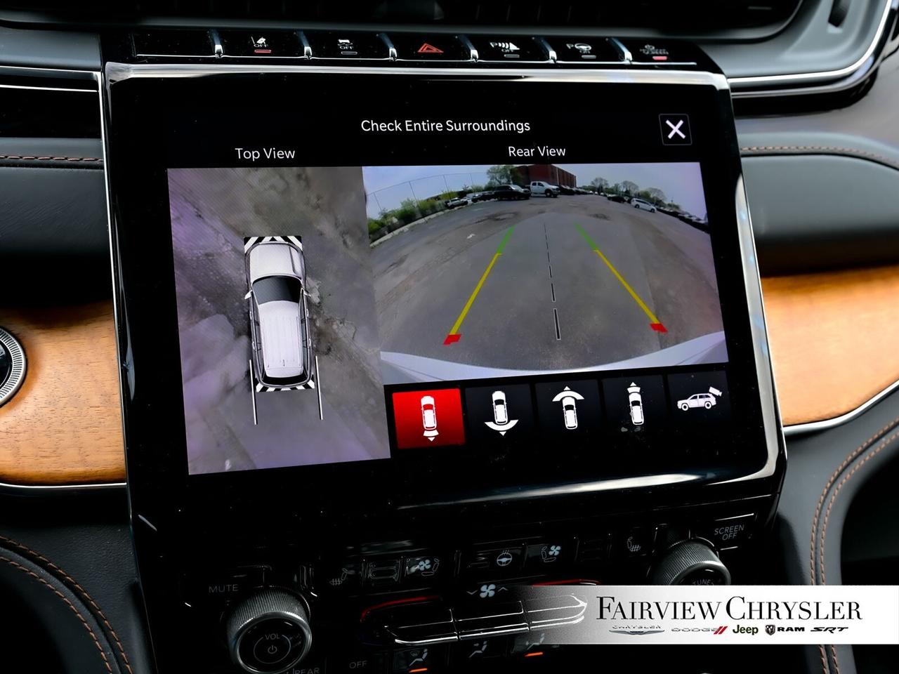 2022 Jeep Grand Cherokee Summit RESERVE   5.7 HEMI   HEADS UP DISPLAY   PAN Photo