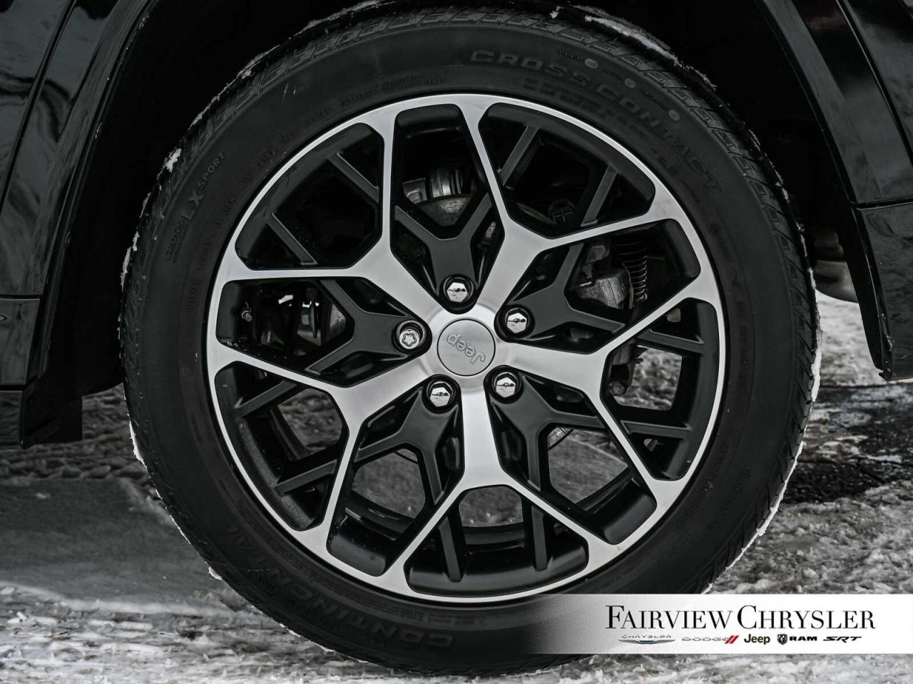 2024 Jeep Grand Cherokee Summit RESERVE   PANO ROOF   LEATHER   NAV   CARPL Photo