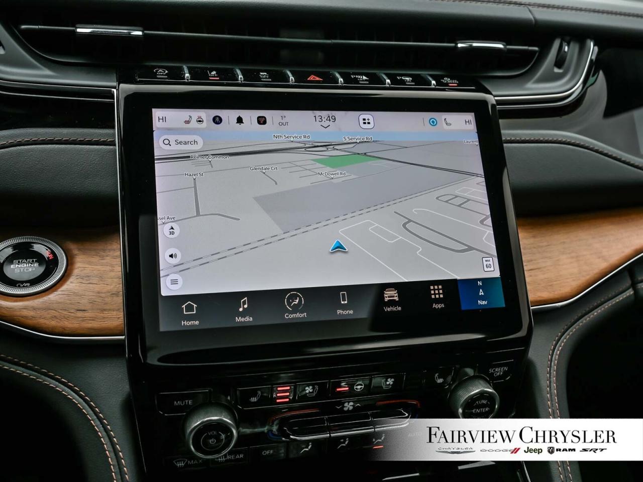 2024 Jeep Grand Cherokee Summit RESERVE   PANO ROOF   LEATHER   NAV   CARPL Photo