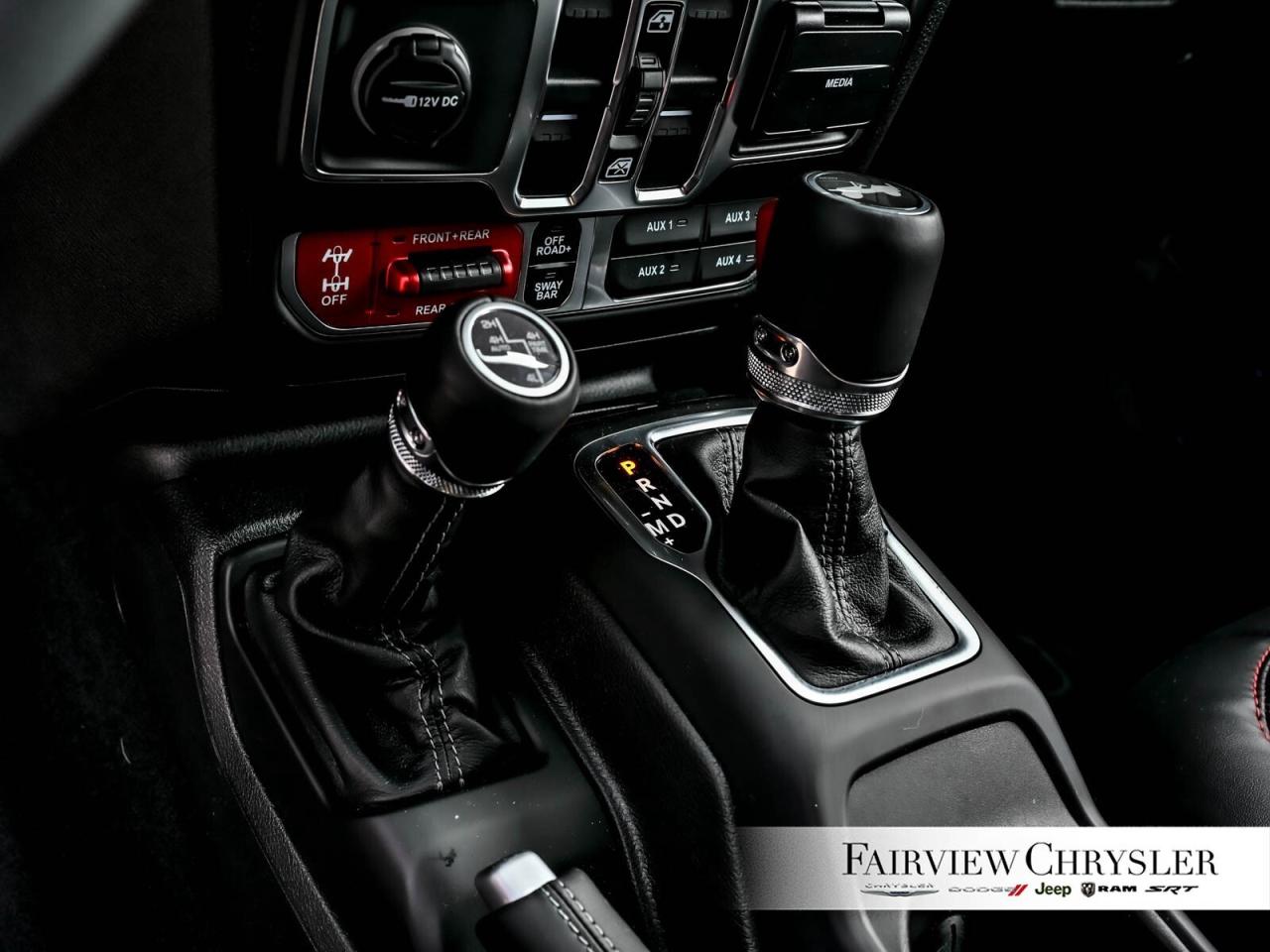 2026 Jeep Wrangler Rubicon X   SKY TOP   POWER WINCH   TRAILER TOW Photo