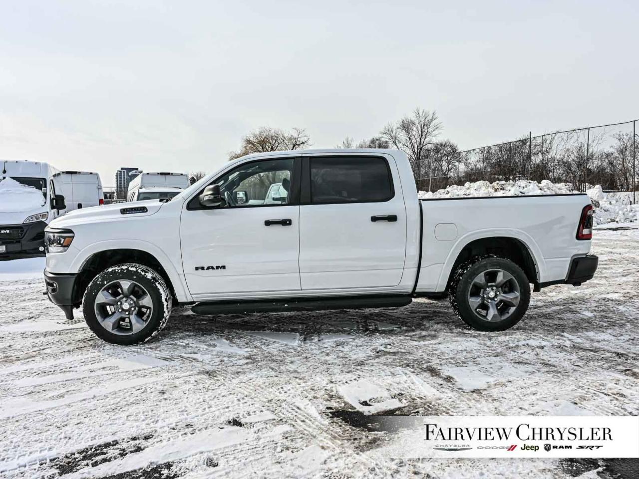 2023 RAM 1500 Big Horn BUILT TO SERVE   CARPLAY   NAV   REMOTE S Photo