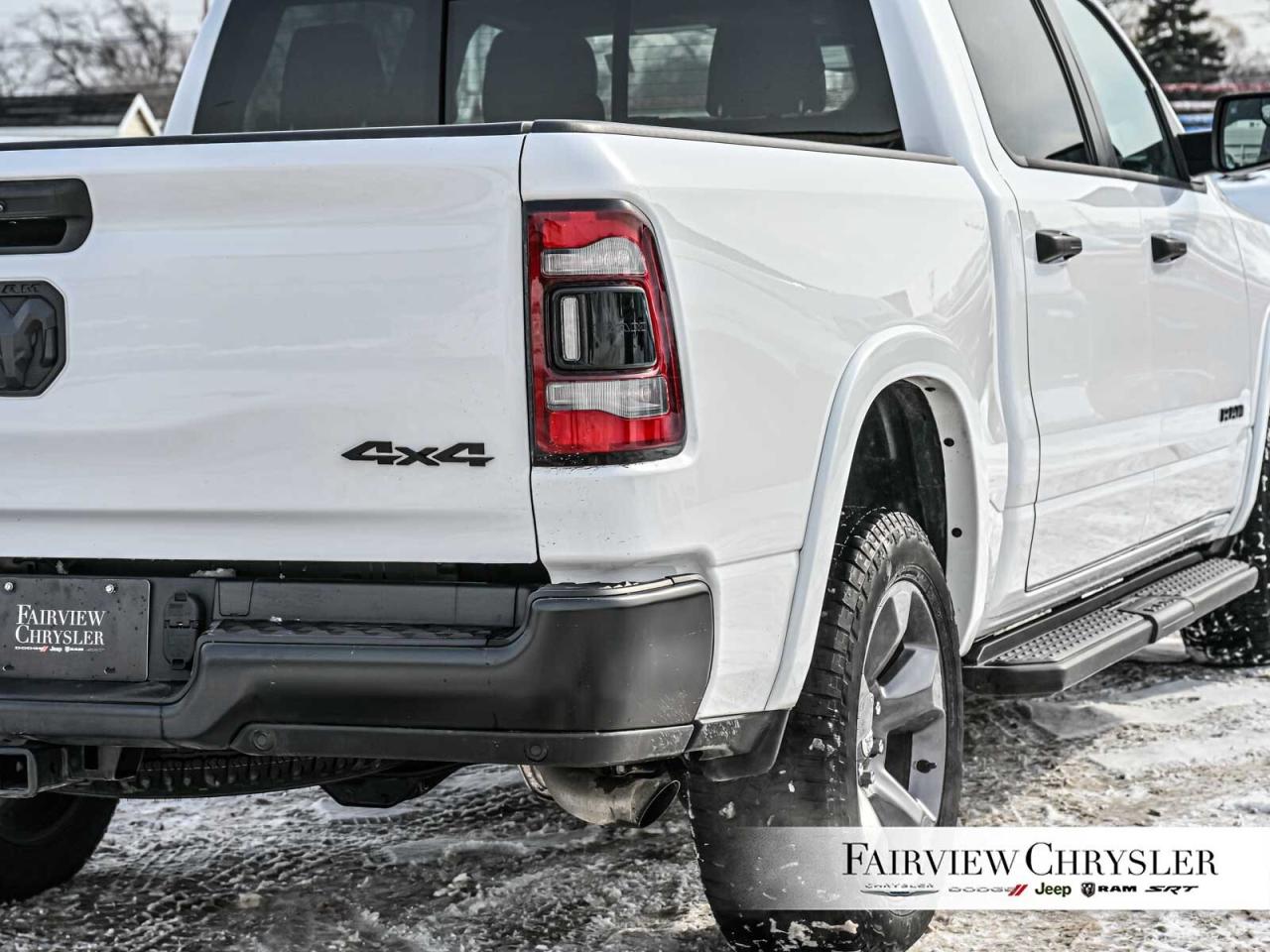 2023 RAM 1500 Big Horn BUILT TO SERVE   CARPLAY   NAV   REMOTE S Photo