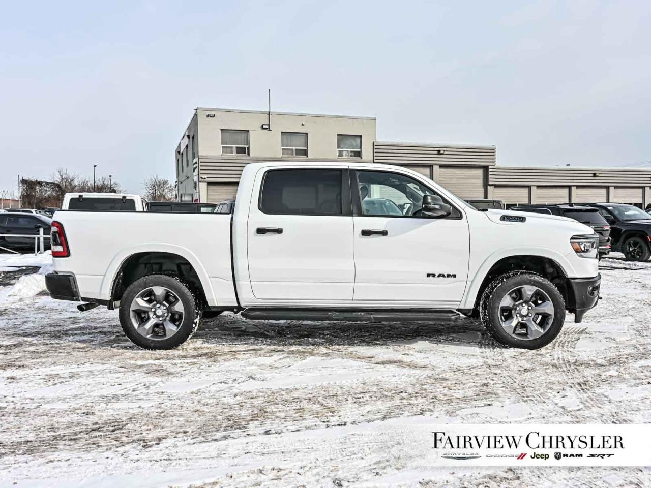 2023 RAM 1500 Big Horn BUILT TO SERVE   CARPLAY   NAV   REMOTE S Photo