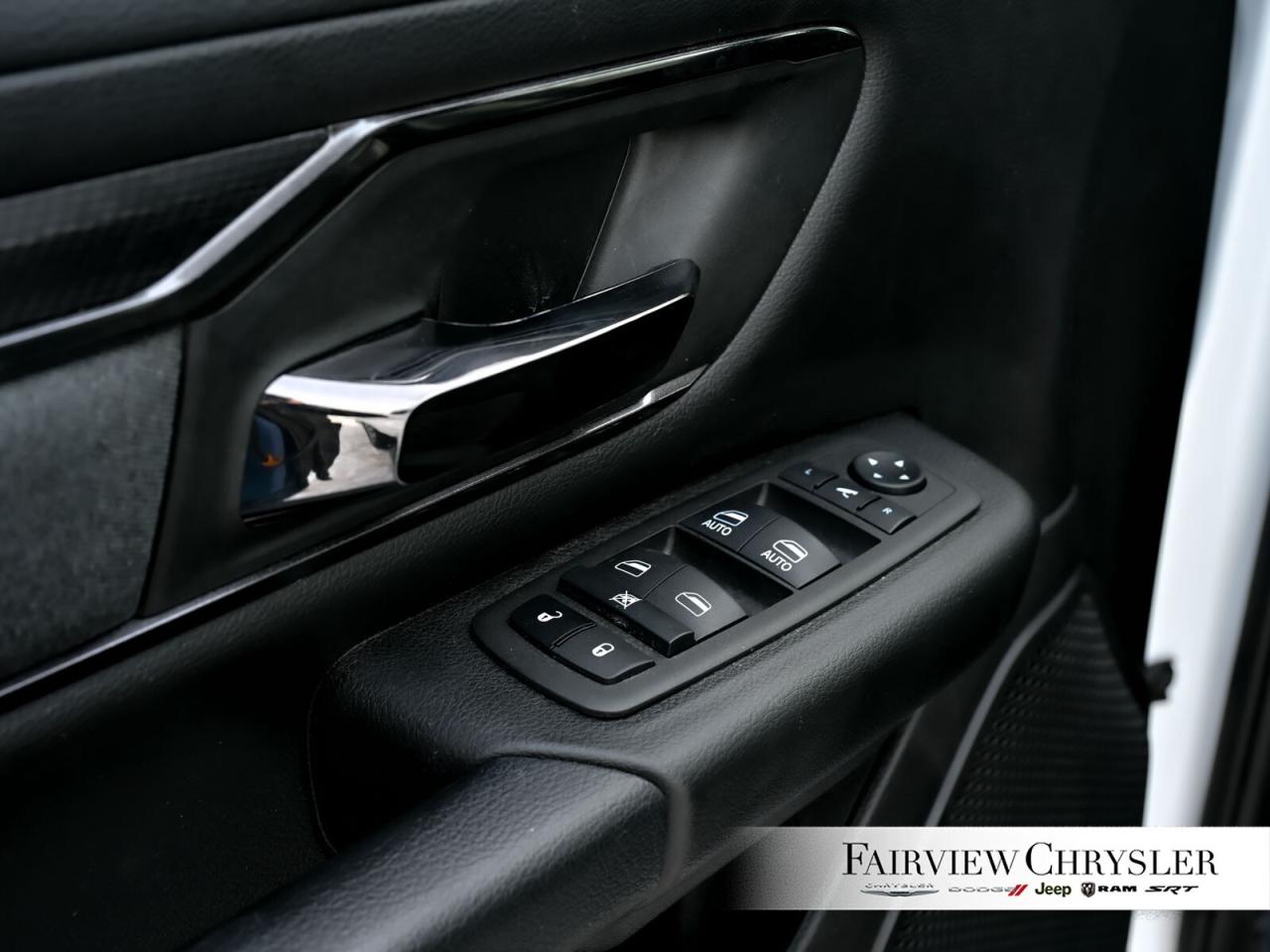 2023 RAM 1500 Big Horn BUILT TO SERVE   CARPLAY   NAV   REMOTE S Photo