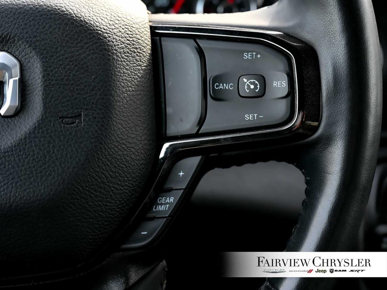 2023 RAM 1500 Big Horn BUILT TO SERVE   CARPLAY   NAV   REMOTE S Photo