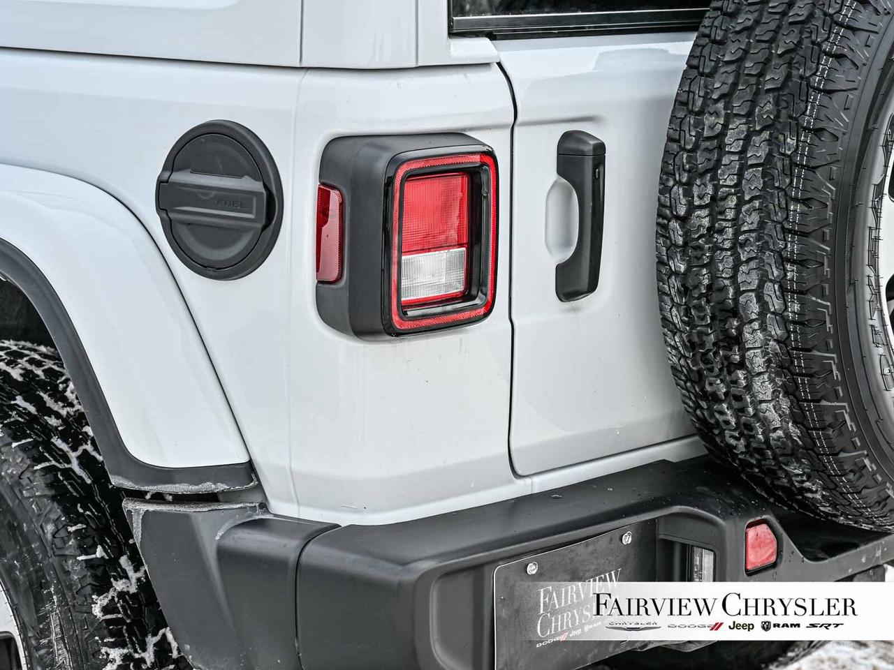 2023 Jeep Wrangler Sahara HEATED SEATS   REMOTE START   CARPLAY   TRA Photo