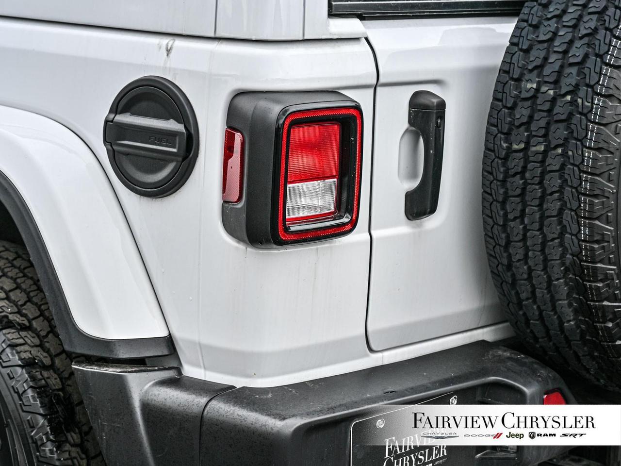 2023 Jeep Wrangler Sahara HEATED SEATS   REMOTE START   CARPLAY   TRA Photo