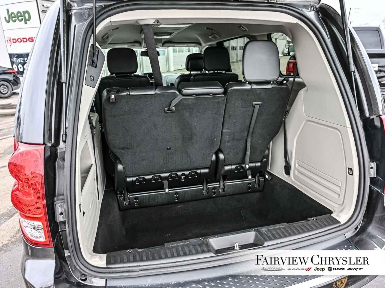 2019 Dodge Grand Caravan Crew BLIND SPOT   NAV   BACK UP CAMERA   PWR DOORS Photo