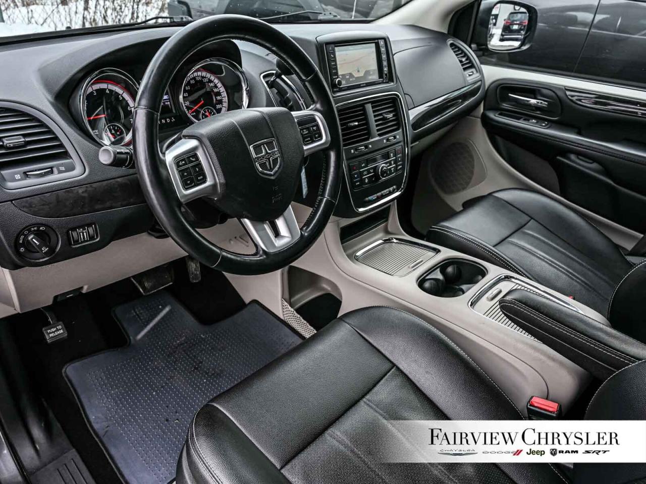 2019 Dodge Grand Caravan Crew BLIND SPOT   NAV   BACK UP CAMERA   PWR DOORS Photo